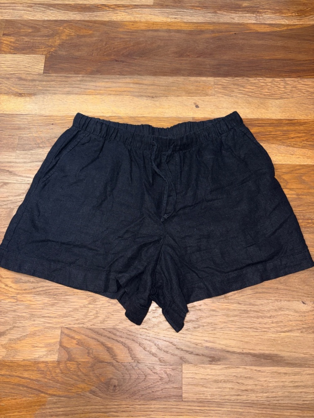 GAP black linen blend pull on shorts